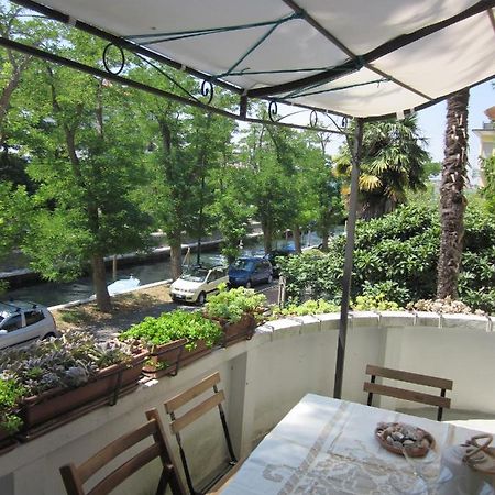 B & B Livia Oliva Lido di Venezia ภายนอก รูปภาพ
