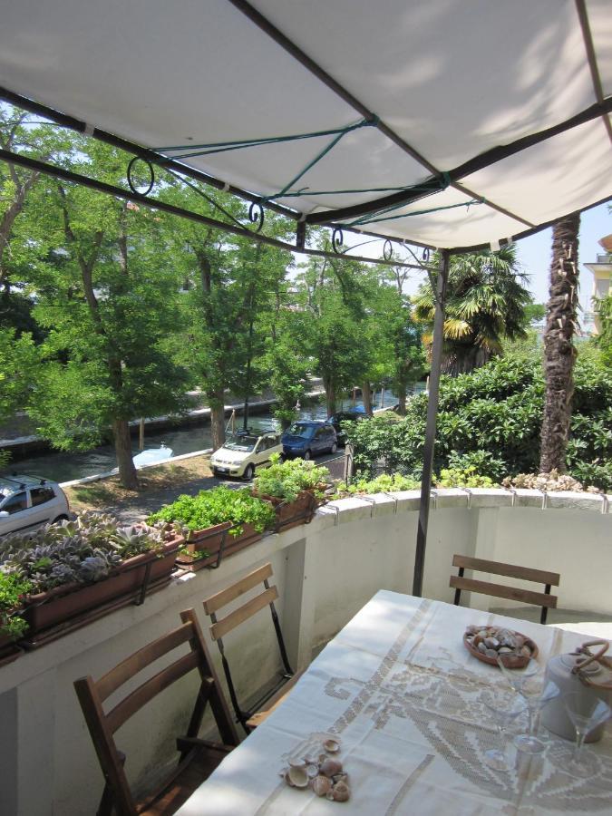 B & B Livia Oliva Lido di Venezia ภายนอก รูปภาพ